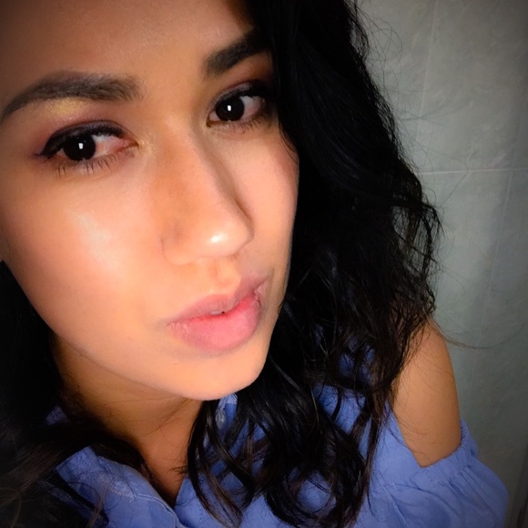 Meet your Posher, Flor - Picture 2 of 4